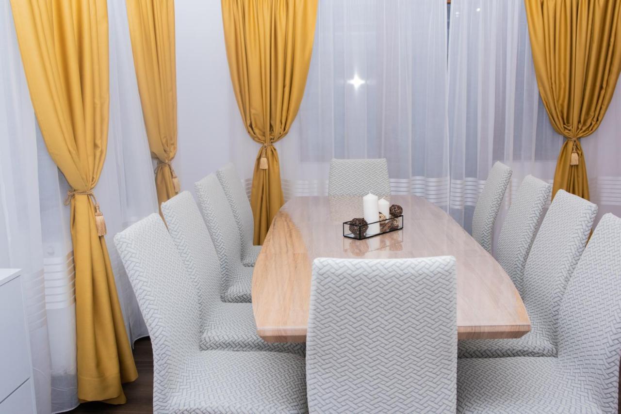 Casuta Doi Ponei Villa Buşteni Екстериор снимка