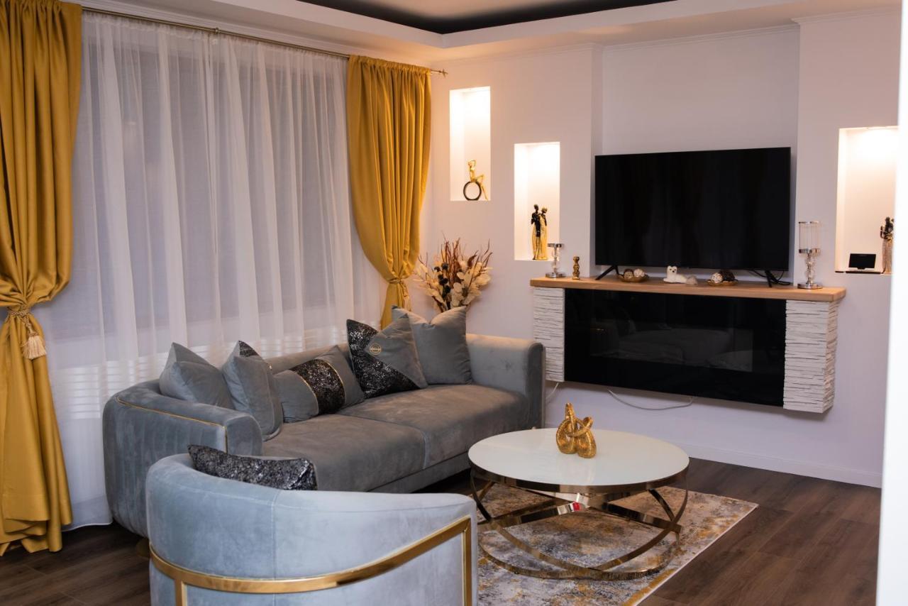 Casuta Doi Ponei Villa Buşteni Екстериор снимка