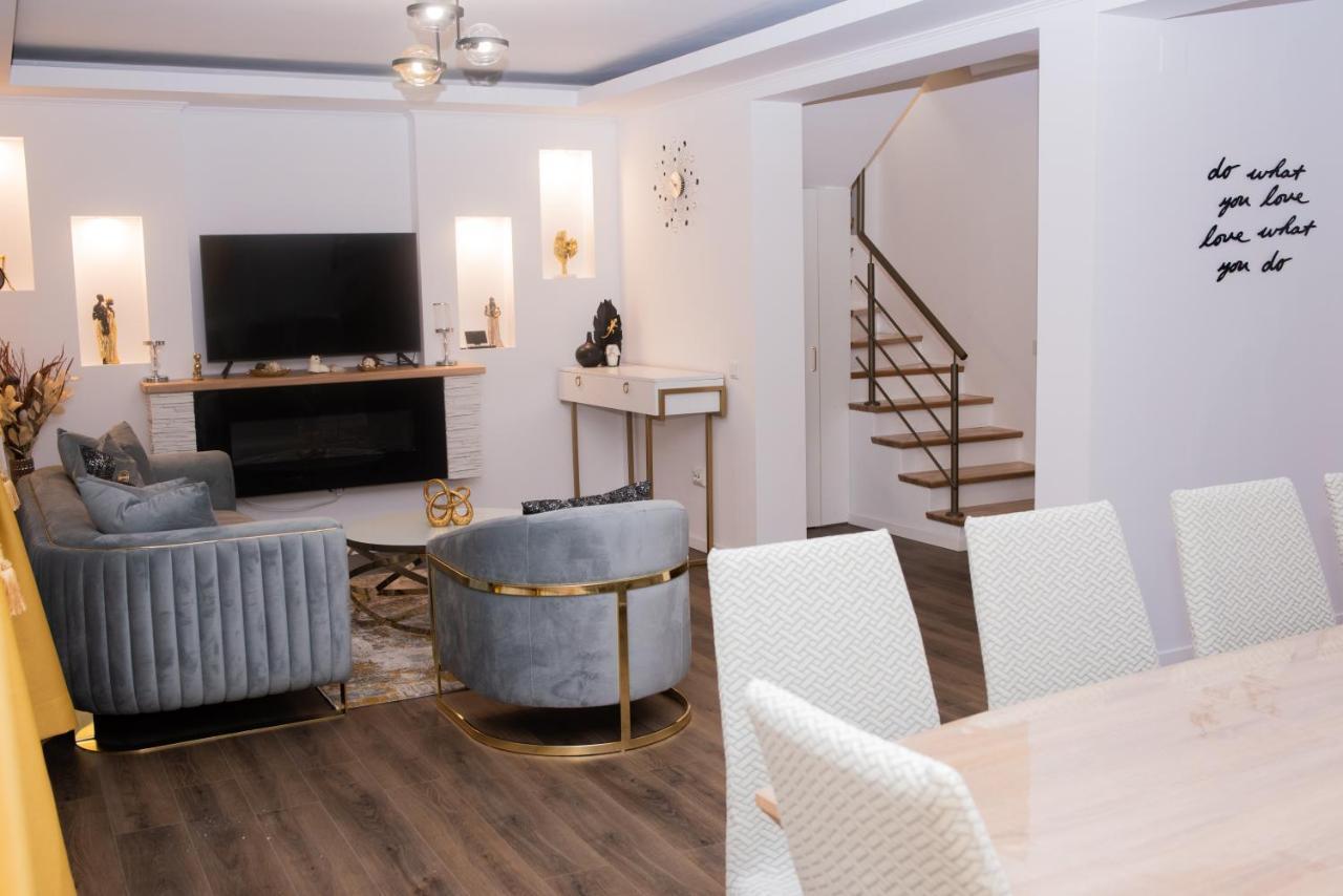Casuta Doi Ponei Villa Buşteni Екстериор снимка
