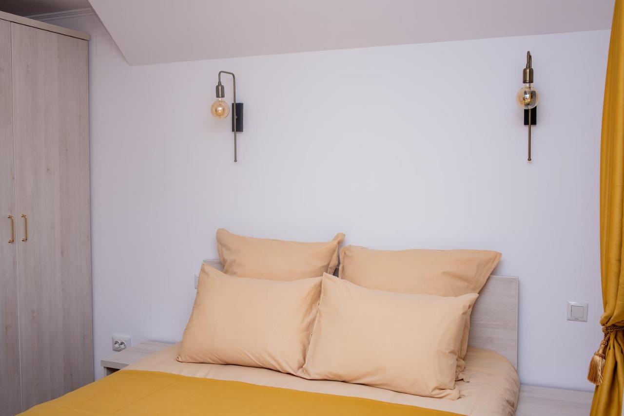 Casuta Doi Ponei Villa Buşteni Екстериор снимка