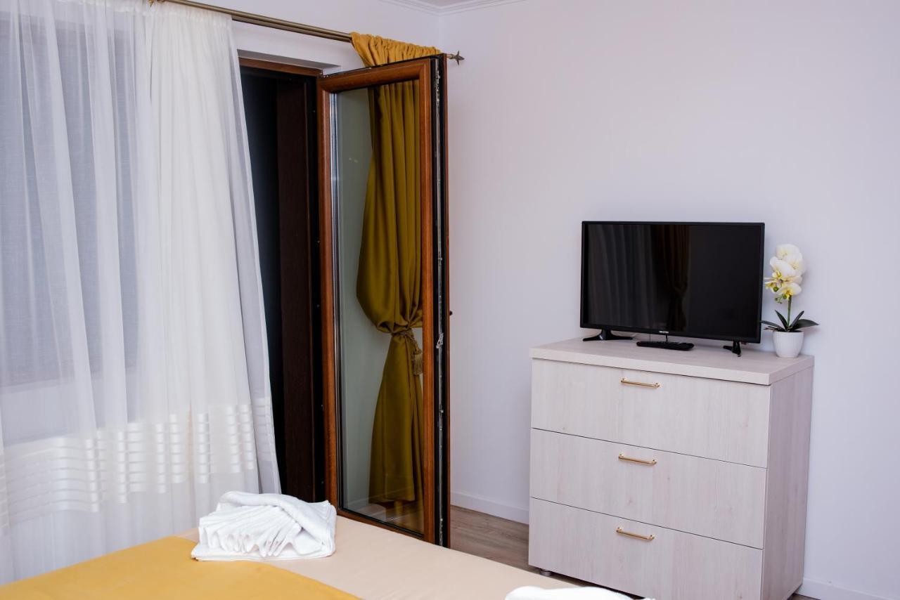 Casuta Doi Ponei Villa Buşteni Екстериор снимка