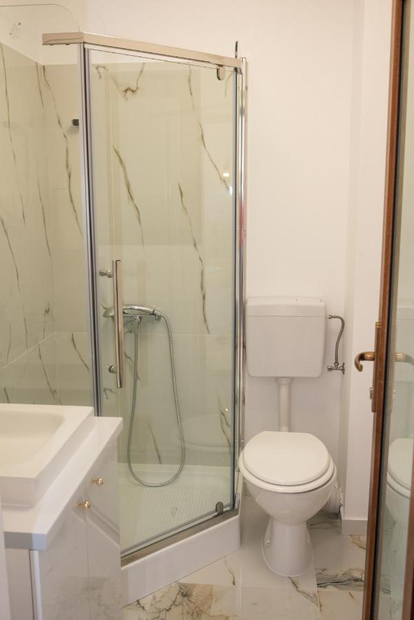 Casuta Doi Ponei Villa Buşteni Екстериор снимка